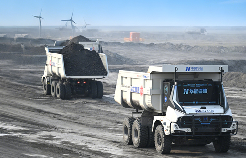 EVLINK поддерживает Huaneng Yimin в создании первого в мире автономного автономного грузовика